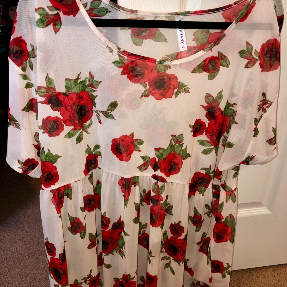Floral, sheer, Soho, layering top